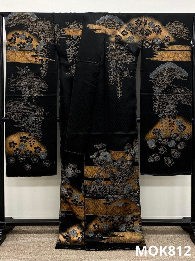 振袖 仮絵羽 舞台衣装 金駒 金彩 紋意匠 正絹 未仕立て品 八掛付き 振袖 仮絵羽 金駒 金彩 舞台衣装 正絹 未仕立て品 八掛付き MOK812