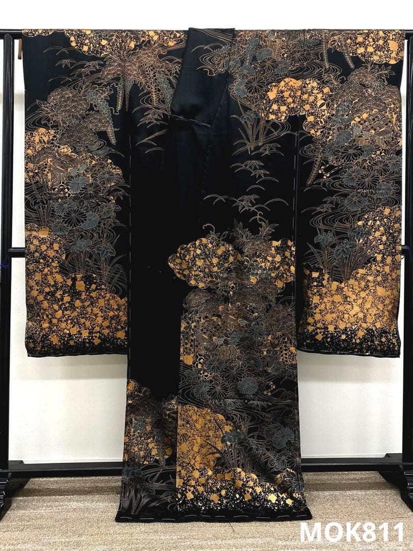 振袖 銀通し 金彩 大輪 仮絵羽 未仕立て品 正絹 八掛付き 舞台衣装 大衆演劇 振袖 仮絵羽 金彩 舞台衣装 正絹 未仕立て品 八掛付き MOK811 - メルカリ