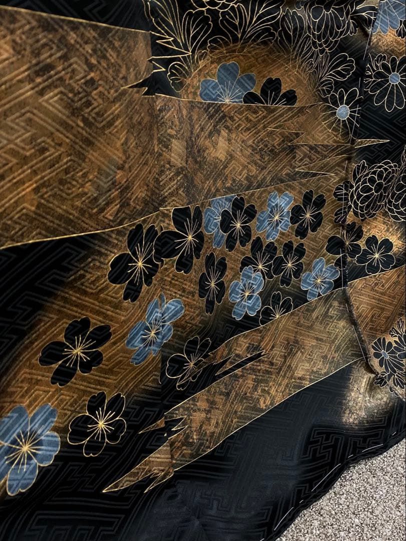 振袖 仮絵羽 舞台衣装 金駒 金彩 紋意匠 牡丹 大輪 正絹 未仕立て品 八掛付 振袖 仮絵羽 青柳 金駒 金彩 金通し 紋意匠 正絹 未仕立て品