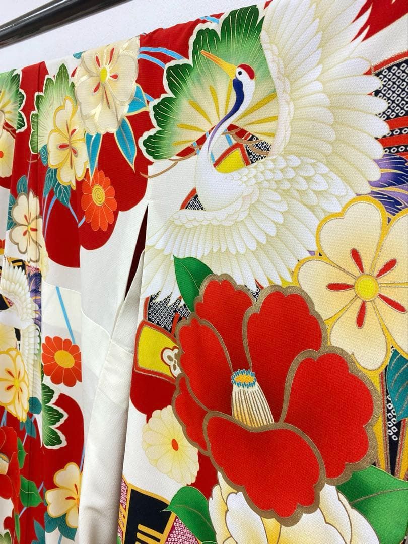 ポリエステル振袖 玉城ティナ×キスミス 金彩 椿 身丈168 cm MOP 477