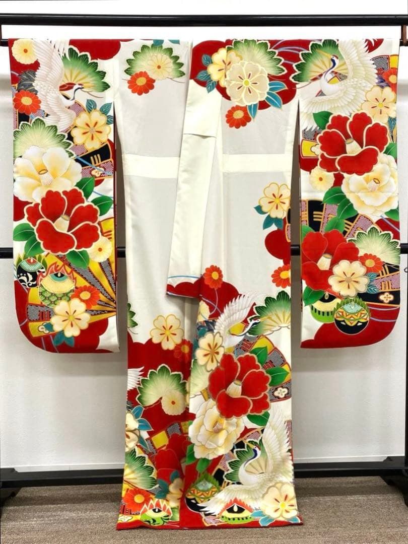 ポリエステル振袖 玉城ティナ×キスミス 金彩 椿 身丈168cm MOP477