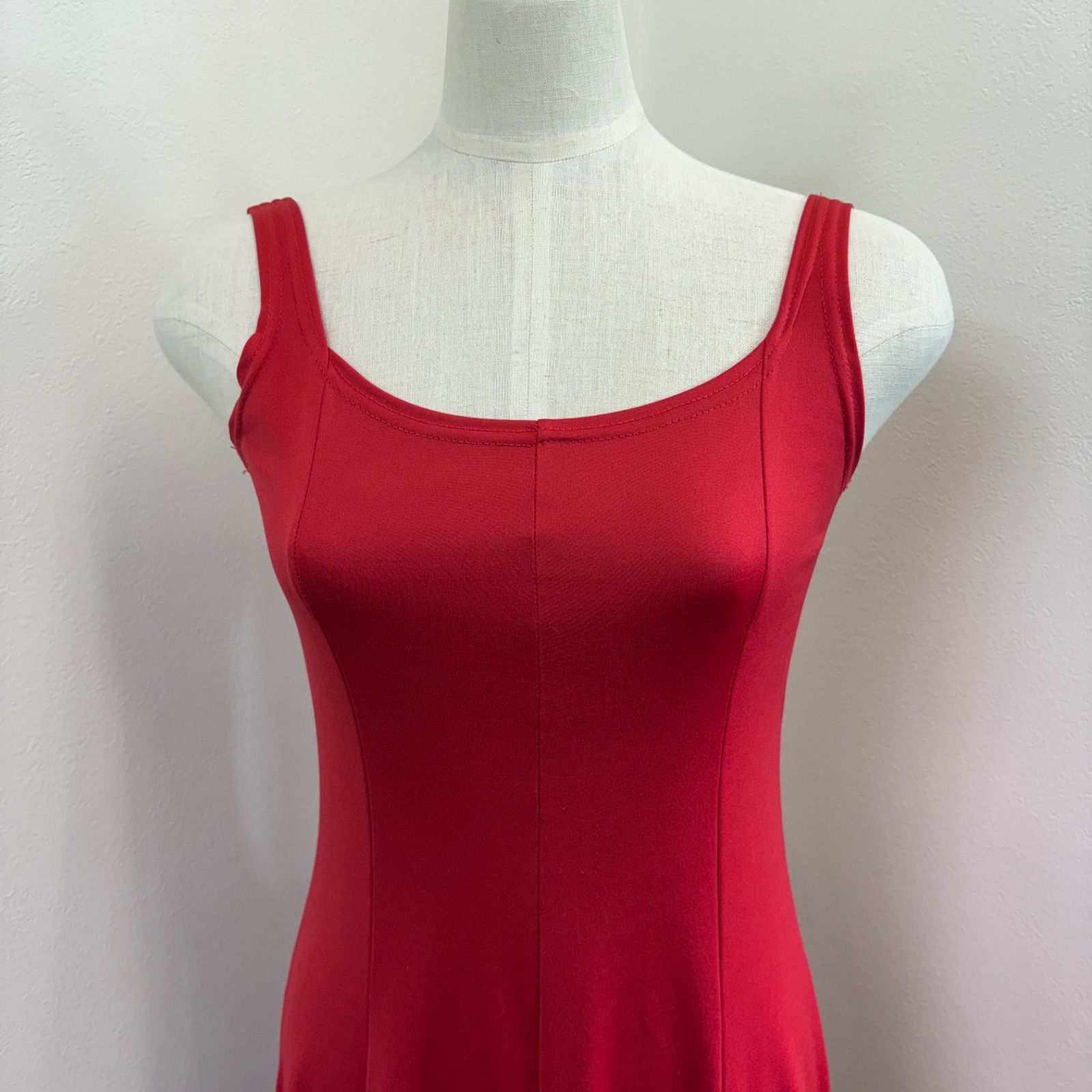 ワンピース レッド