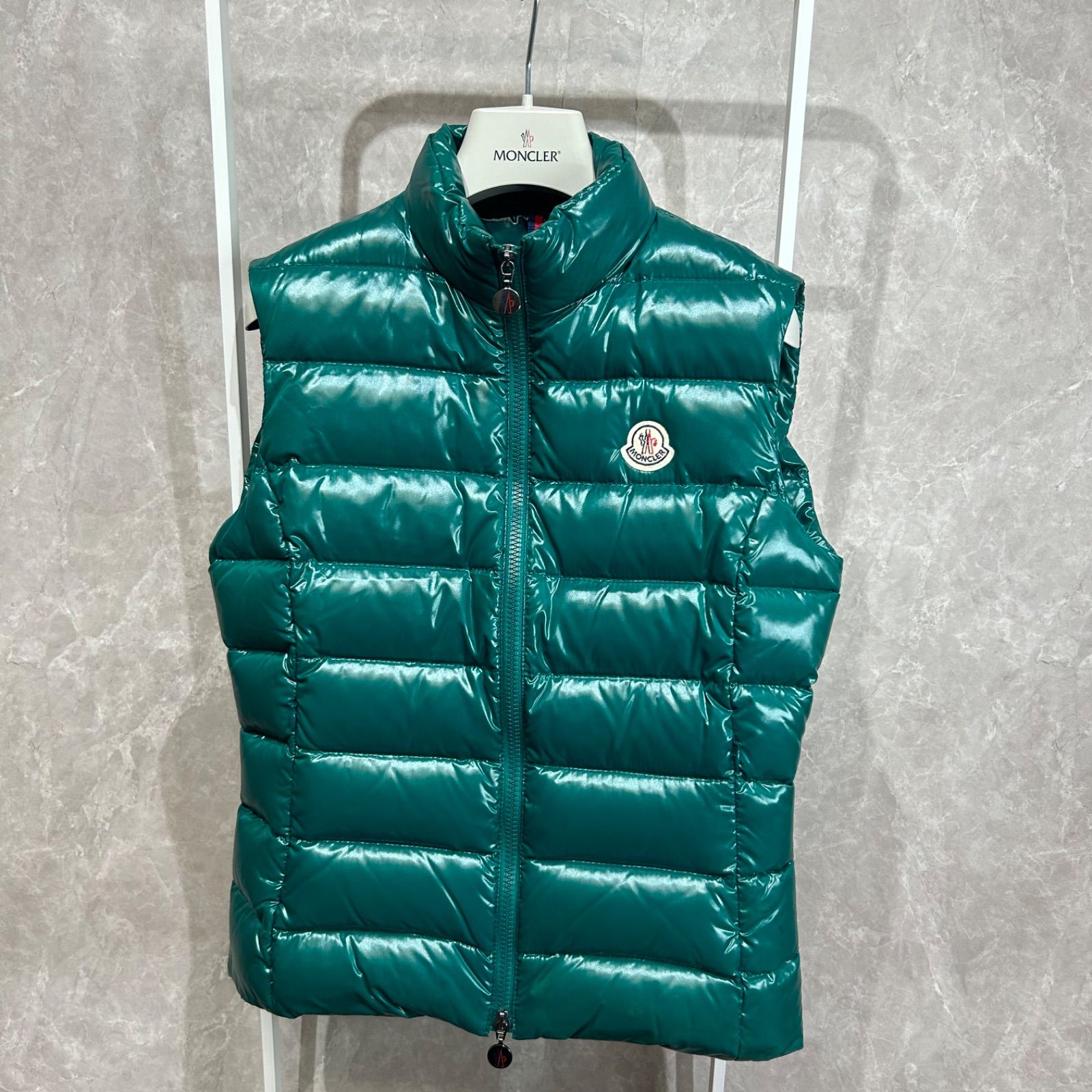 MONCLER モンクレール ダウンベストGHANY グリーン 緑1