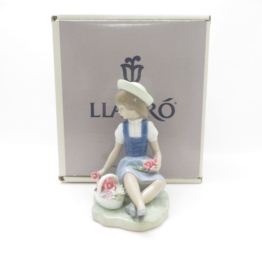 LLADRO リヤドロ 1287 花を摘む少女 フィギュリン 置物 陶器人形 廃盤 絶版 インテリア SC9345G2