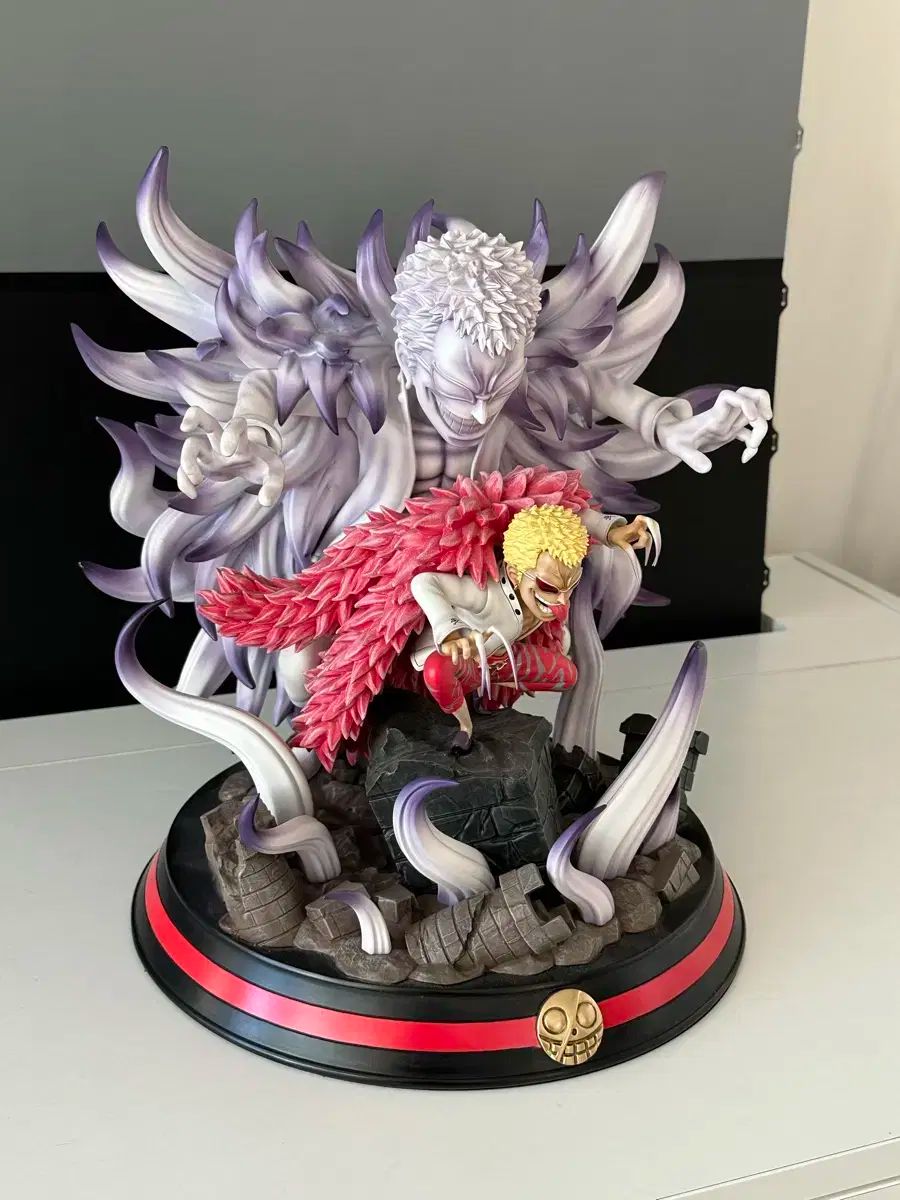 ONE PIECE ドフラミンゴ フィギュア