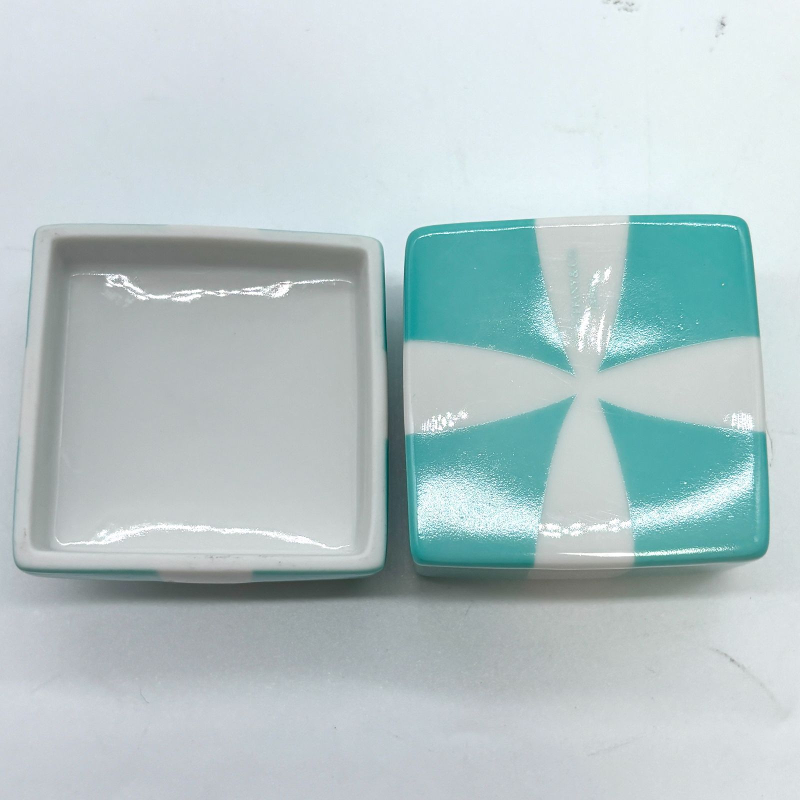 ティファニー Tiffany&Co. ブルーボックス 小物入れ 陶器 美品 - メルカリ