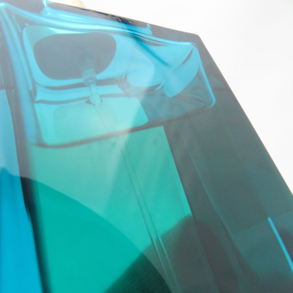 多彩な TOMFORD トムフォード ネロリ ポルトフィーノ 香水 50ml EDP オードパルファム フレグランス BY10801AD