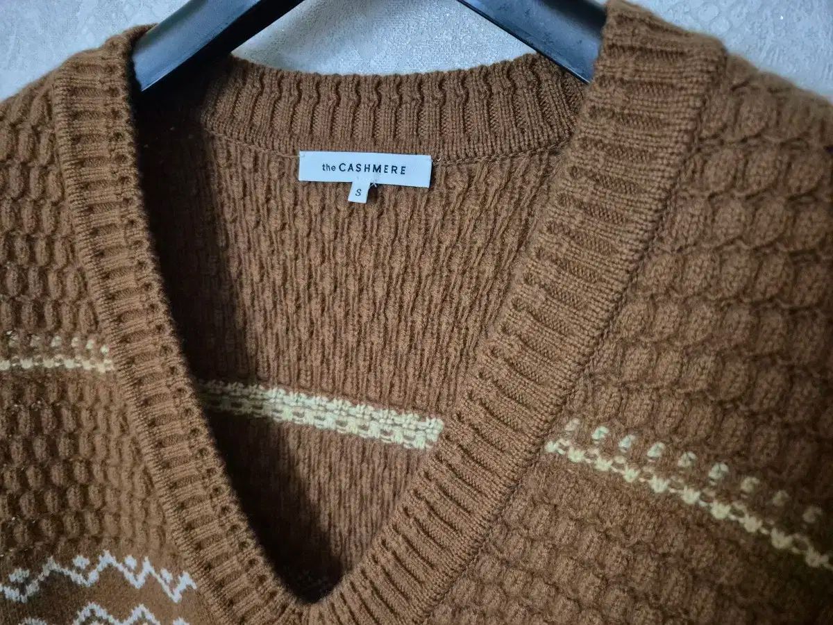 the CASHMERE カシミア100 ベスト