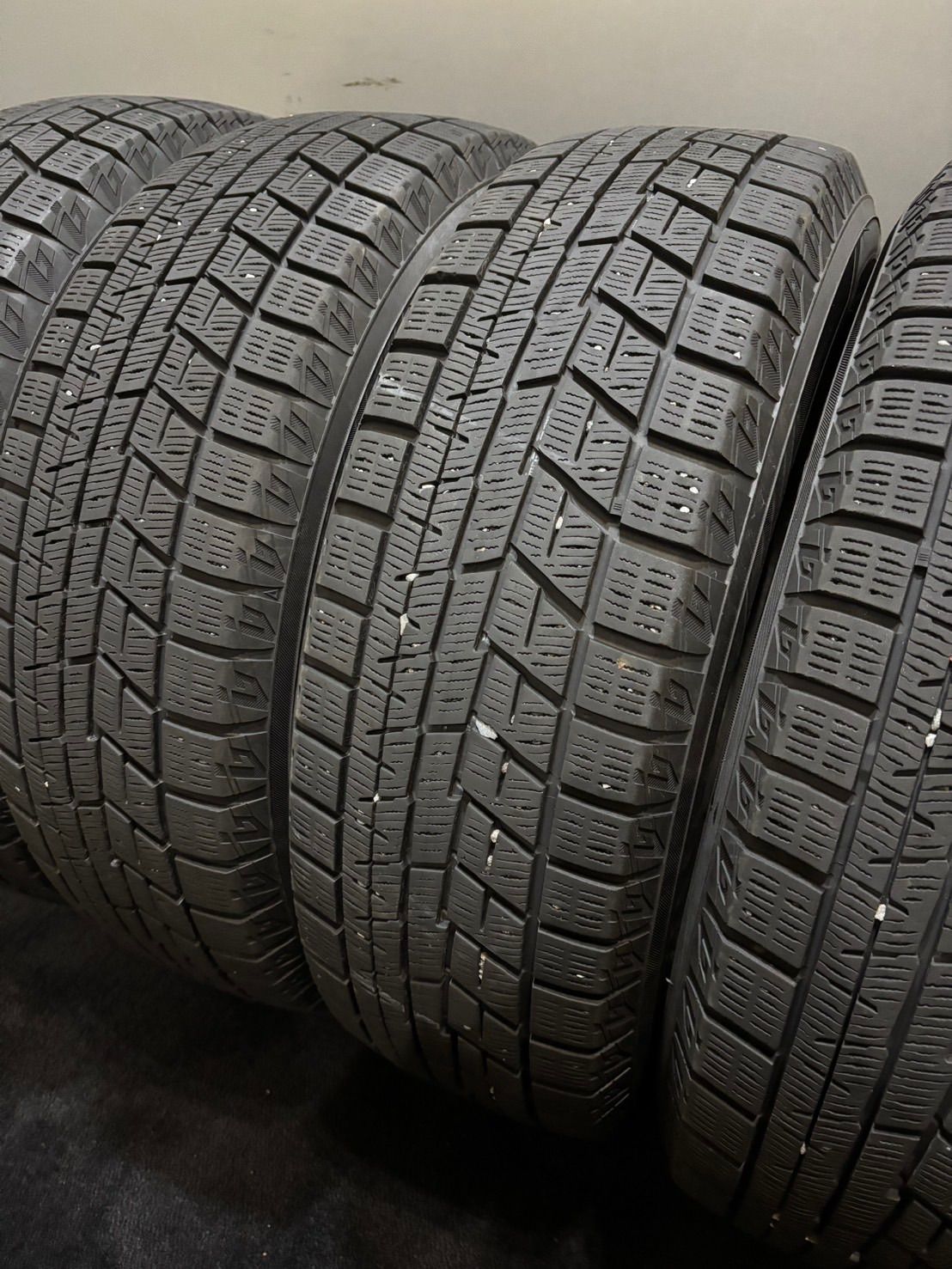 ①2024年製195/65R15バリ山！中古スタッドレスタイヤ2本セット 楽天