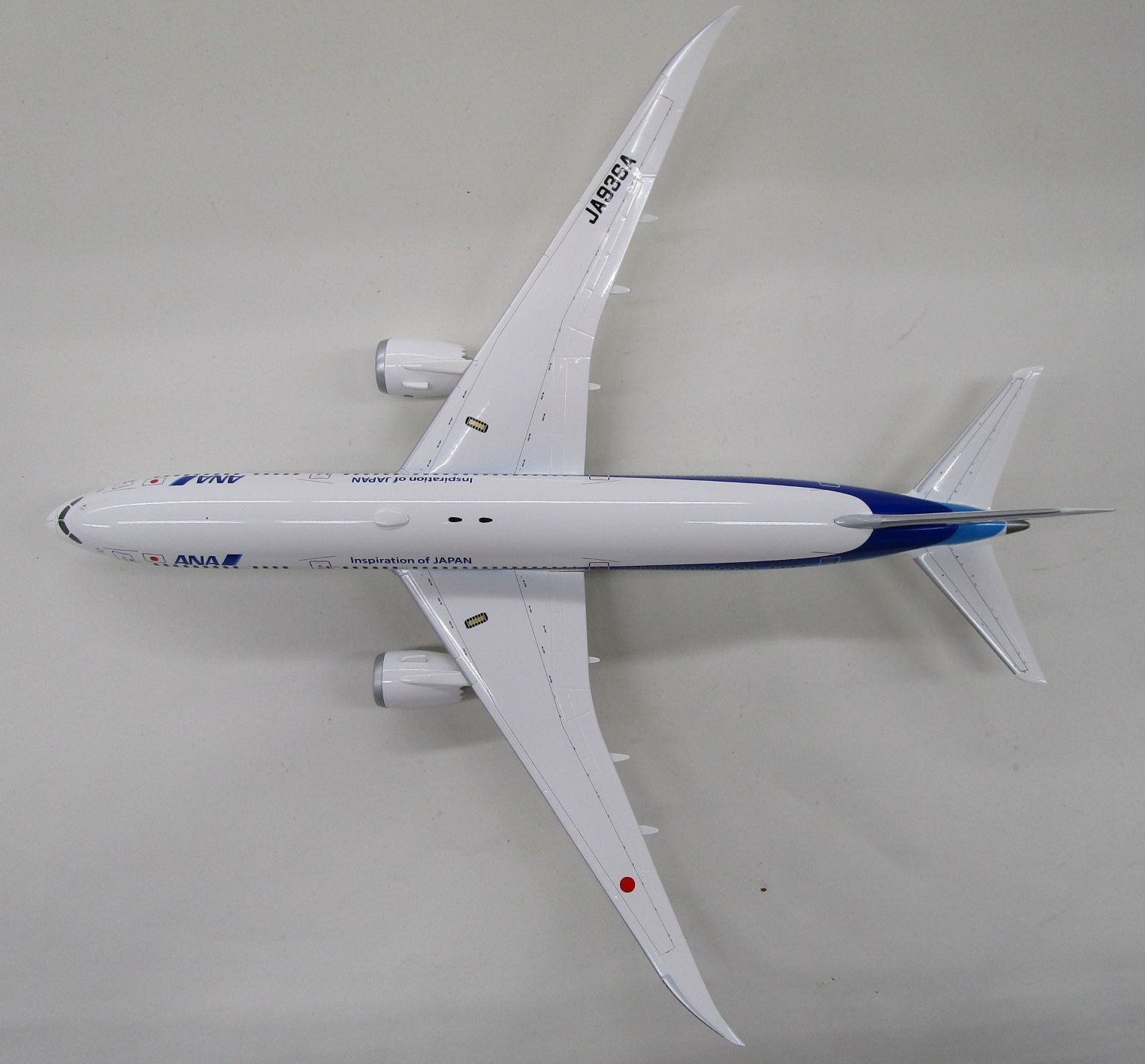 全日空商事 1/200 B787-9 ANA JA936A [NH20228]【D】zvt092206m - メルカリ