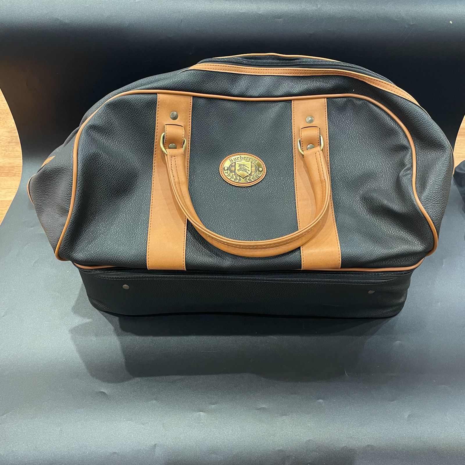 バーバリー ボストンバッグ B25092579