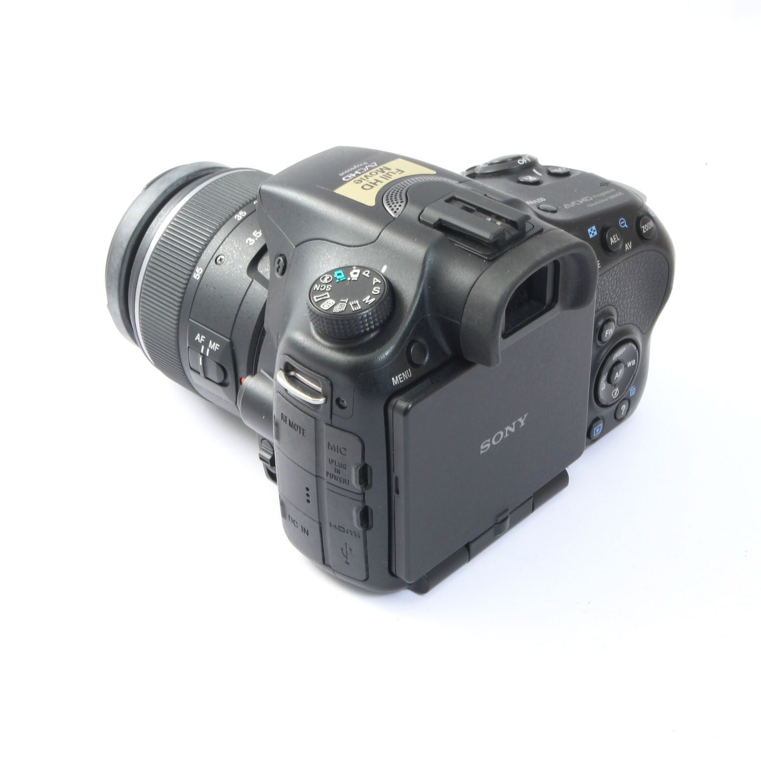 SONY α57 デジタル一眼レフカメラ レンズ付きシャッター数5927 SONY α57 デジタル一眼レフカメラ レンズ付きシャッター数5927