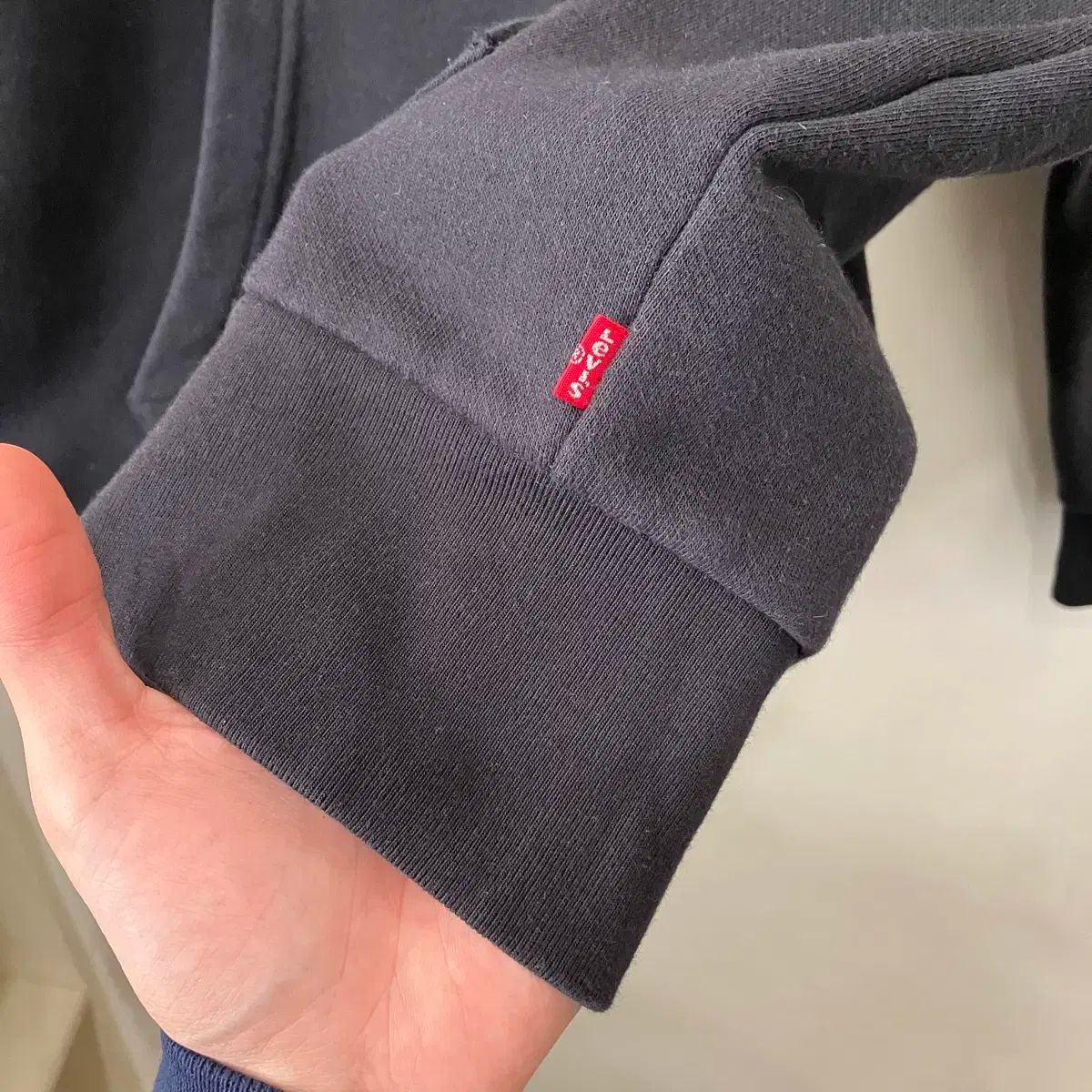 リーバイス フーディー