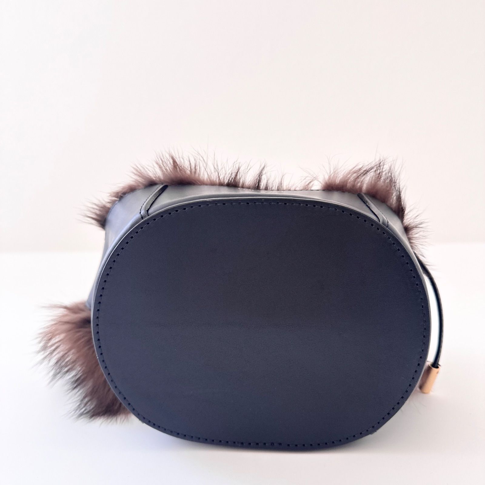 フィッチファー×レザー