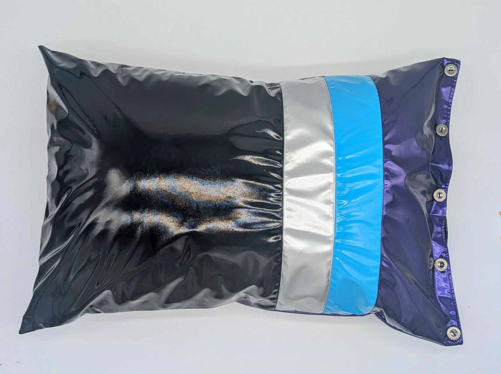 光沢抜群 エナメル裏地付きエナメルスリーウェイ枕カバー 3 wayピローケース 黒 紫 水色 シルバー ハンドメイド 受注生産