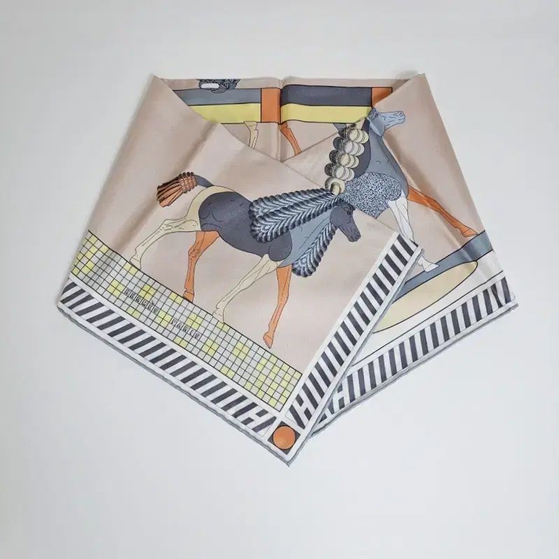  エルメス A Toute Allure カレ 90 レディース シルク スカーフ 04 バンダナ スカーフ 小物