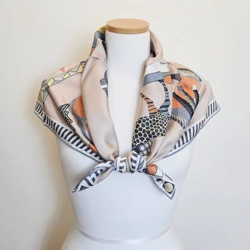 シルク スカーフ