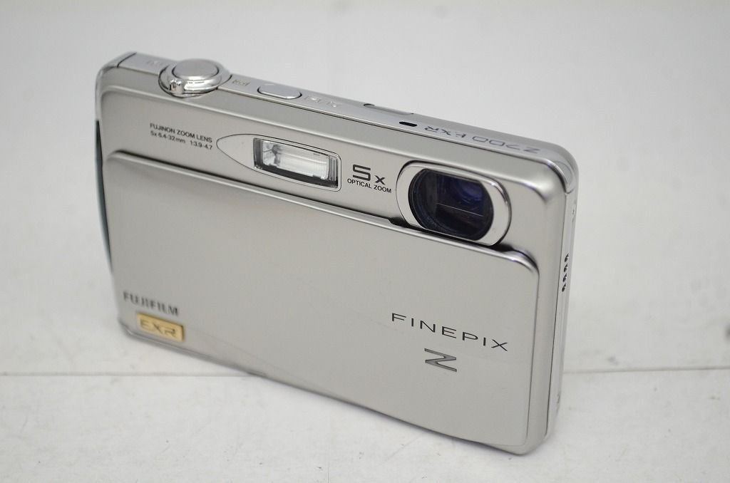 FUJIFILM フジフィルム FinePix Z700EXR コンパクトデジタルカメラ シルバー 251021ab