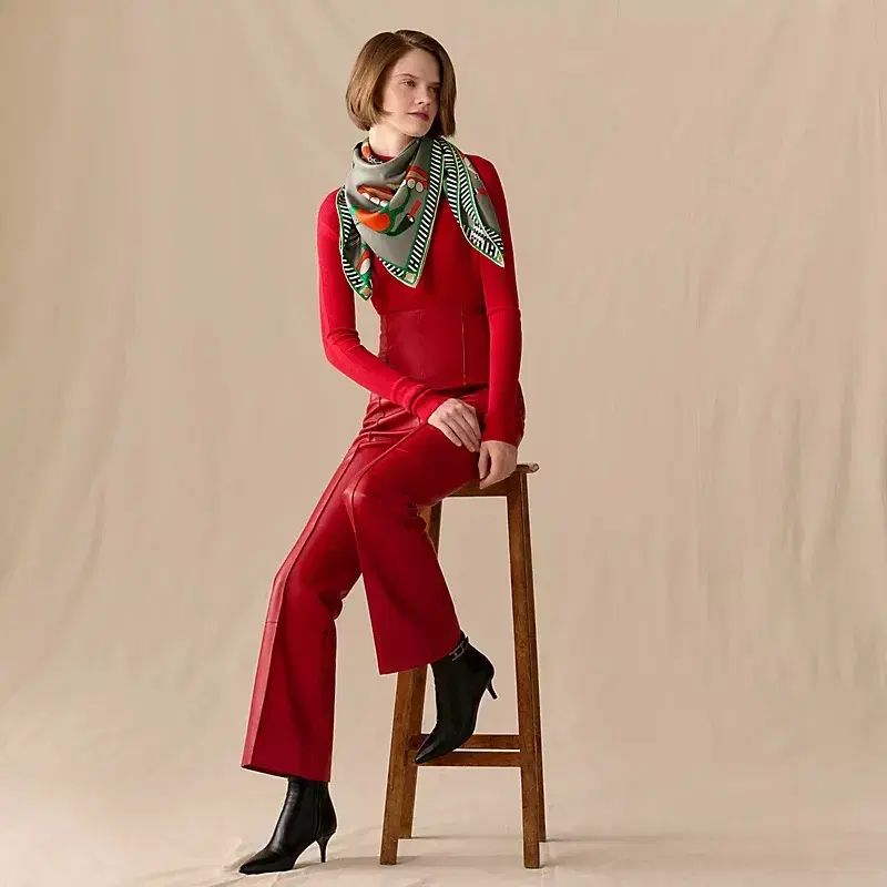 エルメス A Toute Allure カレ 90 レディース シルク スカーフ 06