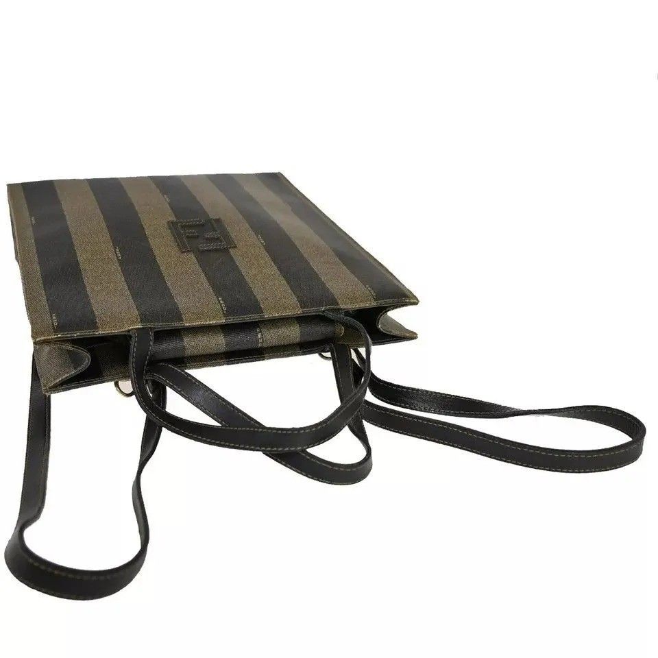 FENDI フェンディ