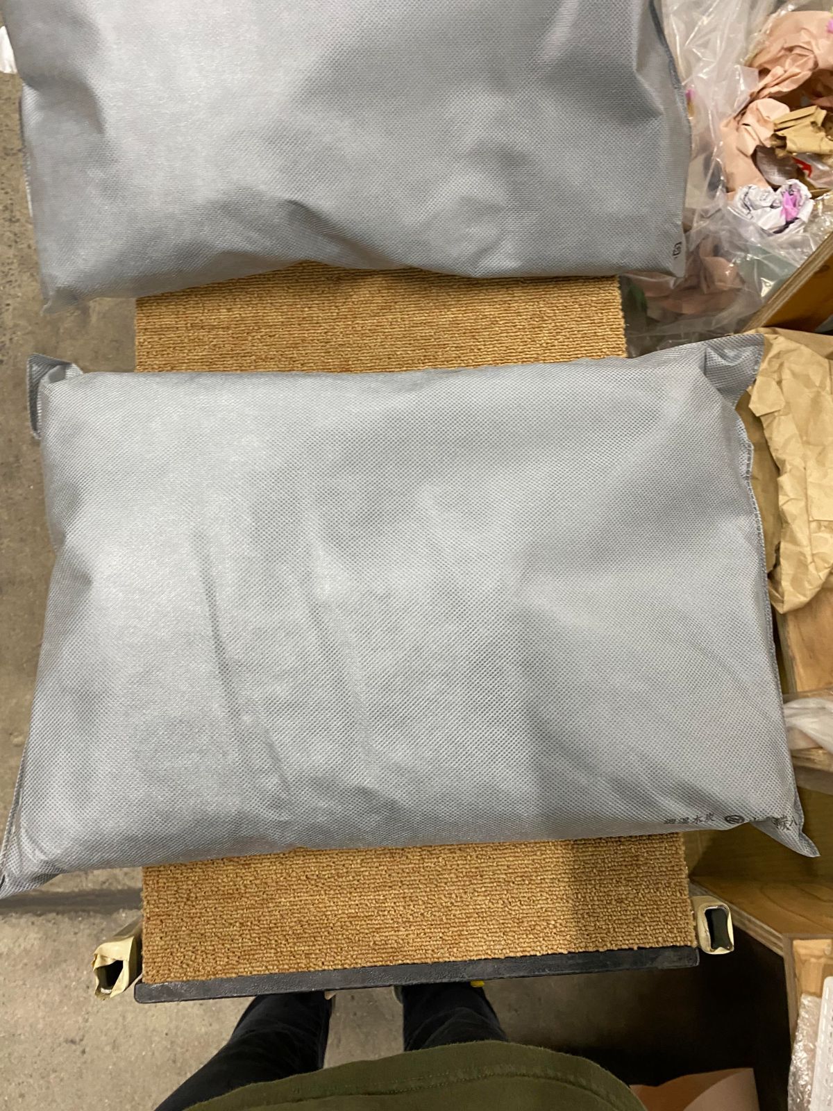 グレーよりお選び下さい