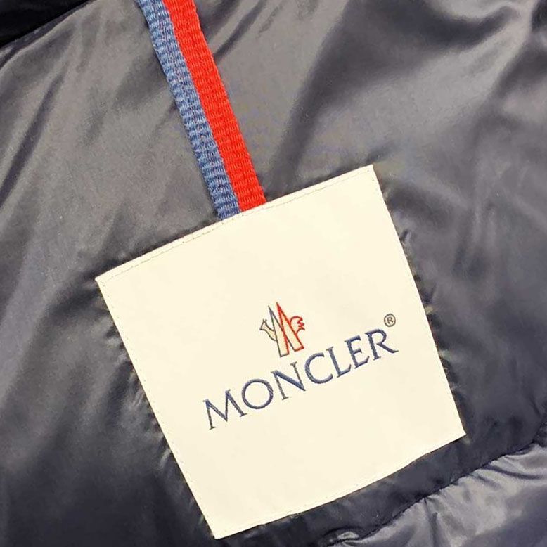 MONCLER モンクレール