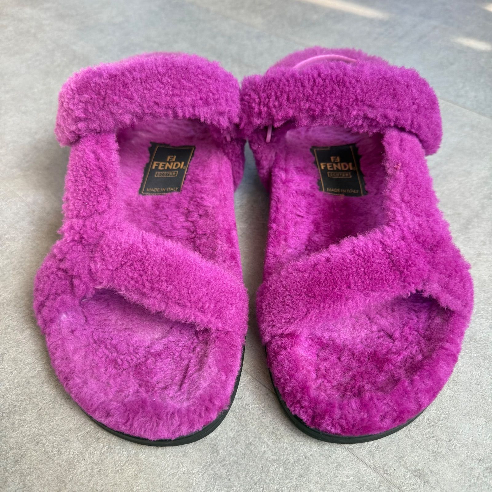 ムートンシューズ