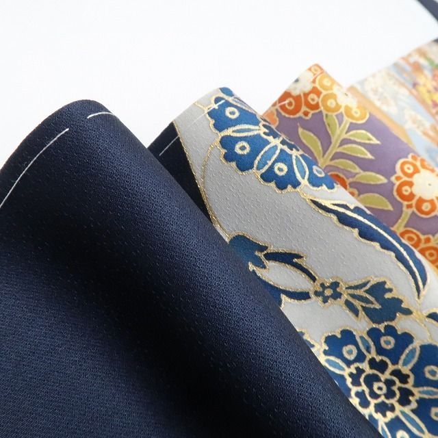 ❁tomihisa❁未着用 千總謹製 落款 金駒刺繍 着物 正絹 仕付け糸付