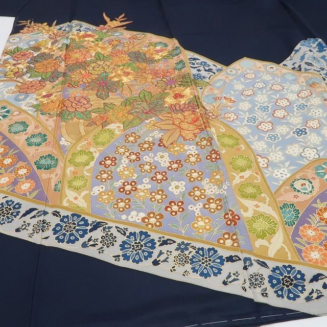 ❁tomihisa❁未着用 千總謹製 落款 金駒刺繍 着物 正絹 仕付け糸付