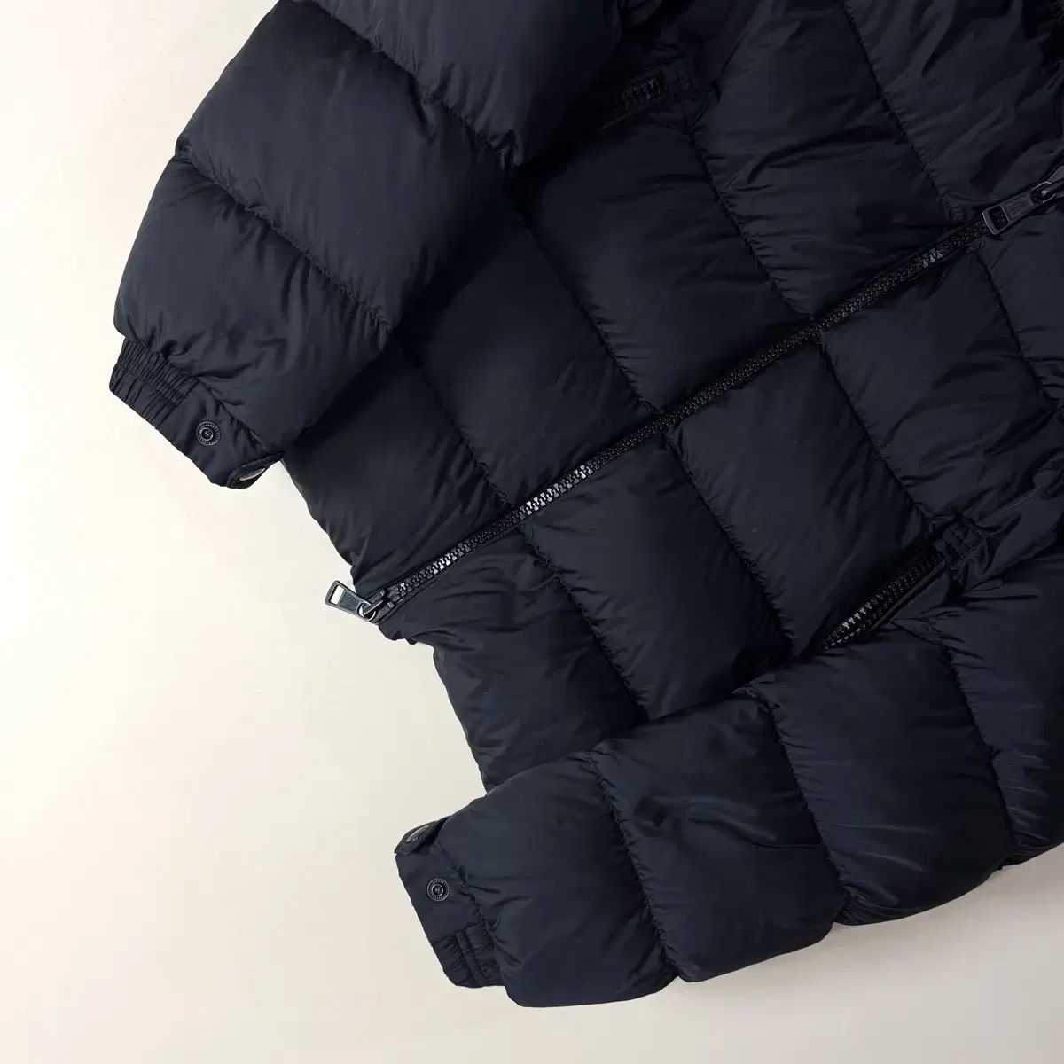 3 当日出荷 MONCLER モンクレール マルク マヤフ ダウン