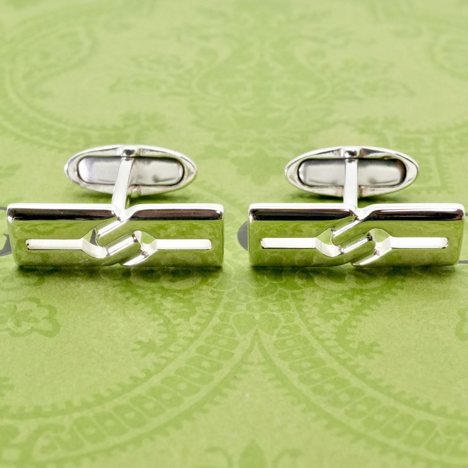 グッチ インフィニティノット シルバー925 カフス 25-1918S