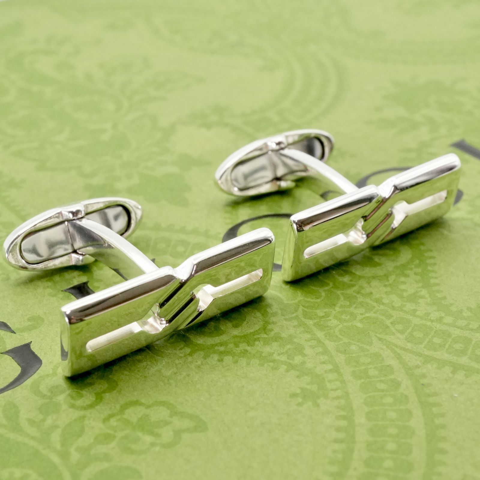 極美品☆グッチ ネックレス インフィニティ ノット シルバー925 喜平