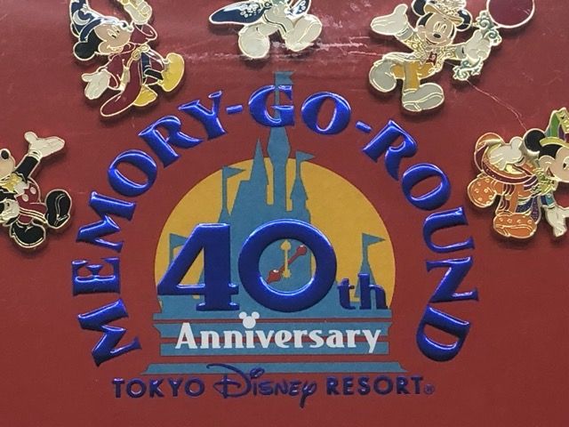 ディズニー40周年 フレーム付きピンバッジセット ぬいぐるみセット、ウォッチ、フレーム付きピンバッジセット！東京