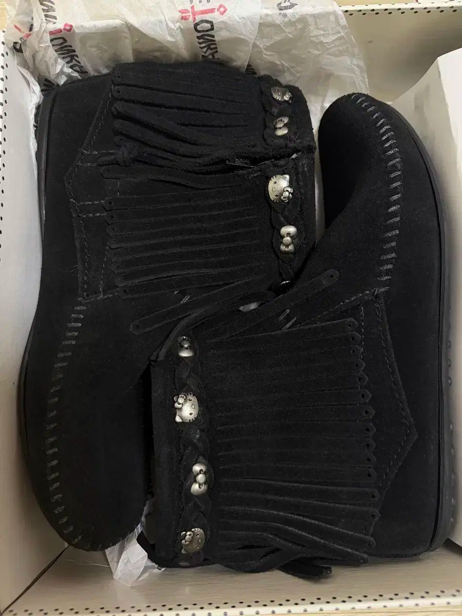 迷いの丸のまま ハローキティ 240 US 7