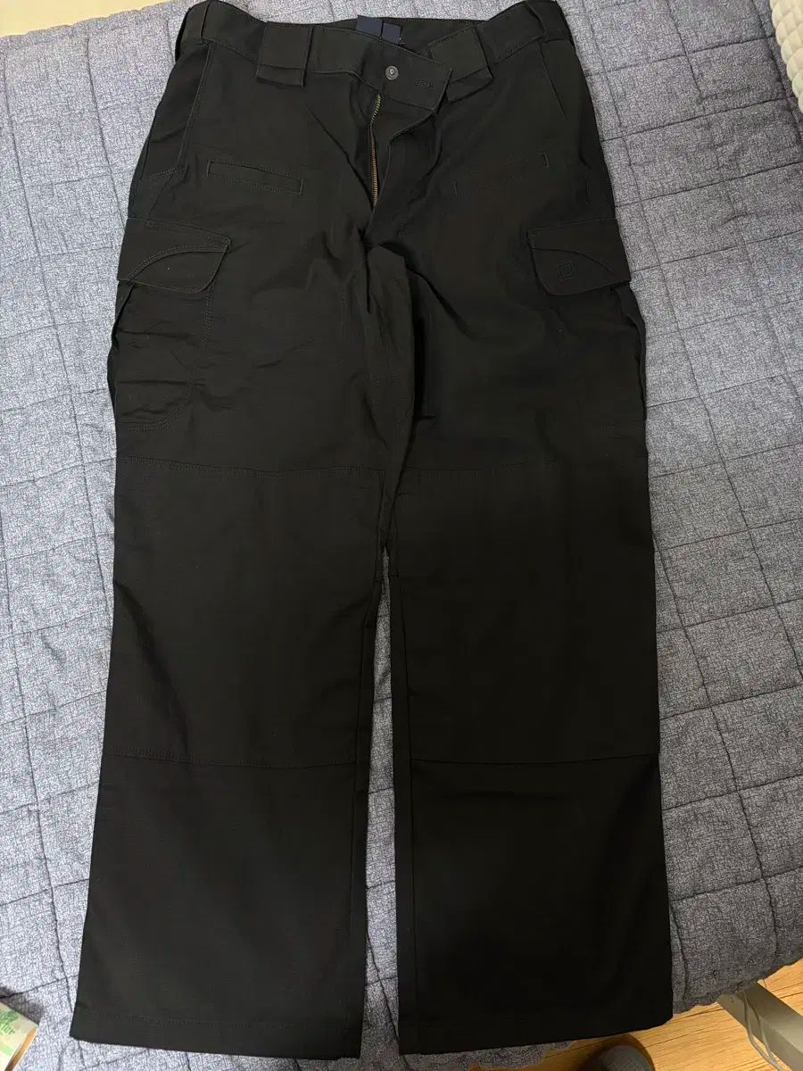 5.11 TACTICAL ストライク ズボン 30 28
