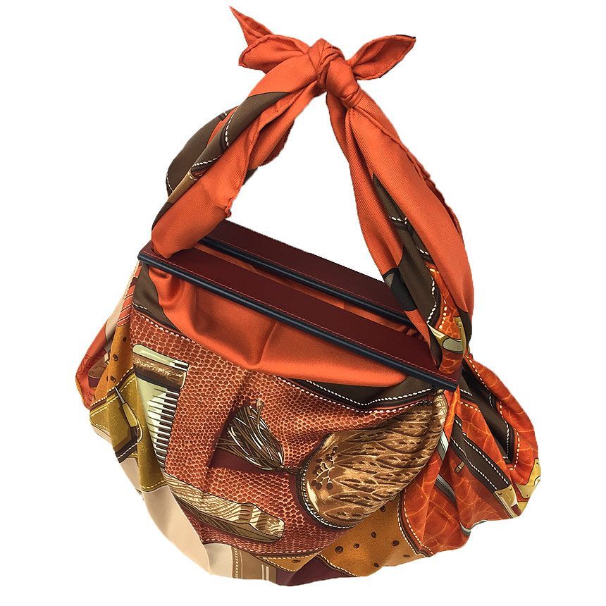 HERMES エルメス バッグ シルキット カレ用 ヴァッシュハンター Z刻印 造 aq 11641