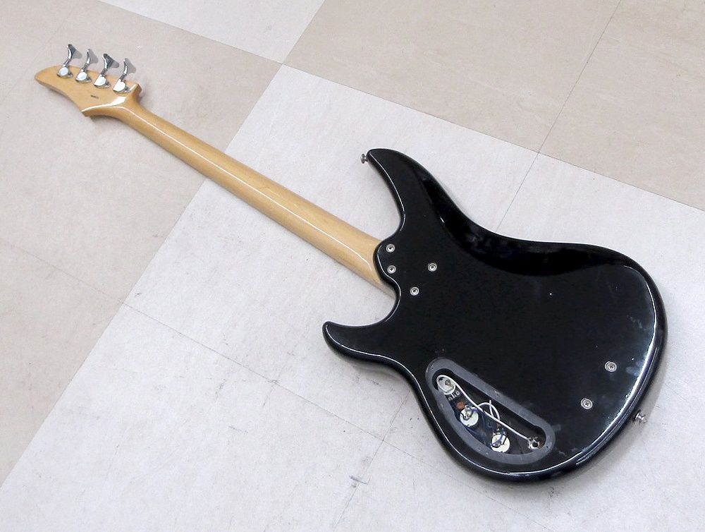 メーカー不明　フレットレスベース 自作品 フレットレスベース 詳細不明 約835mmスケール 4弦 出力確認