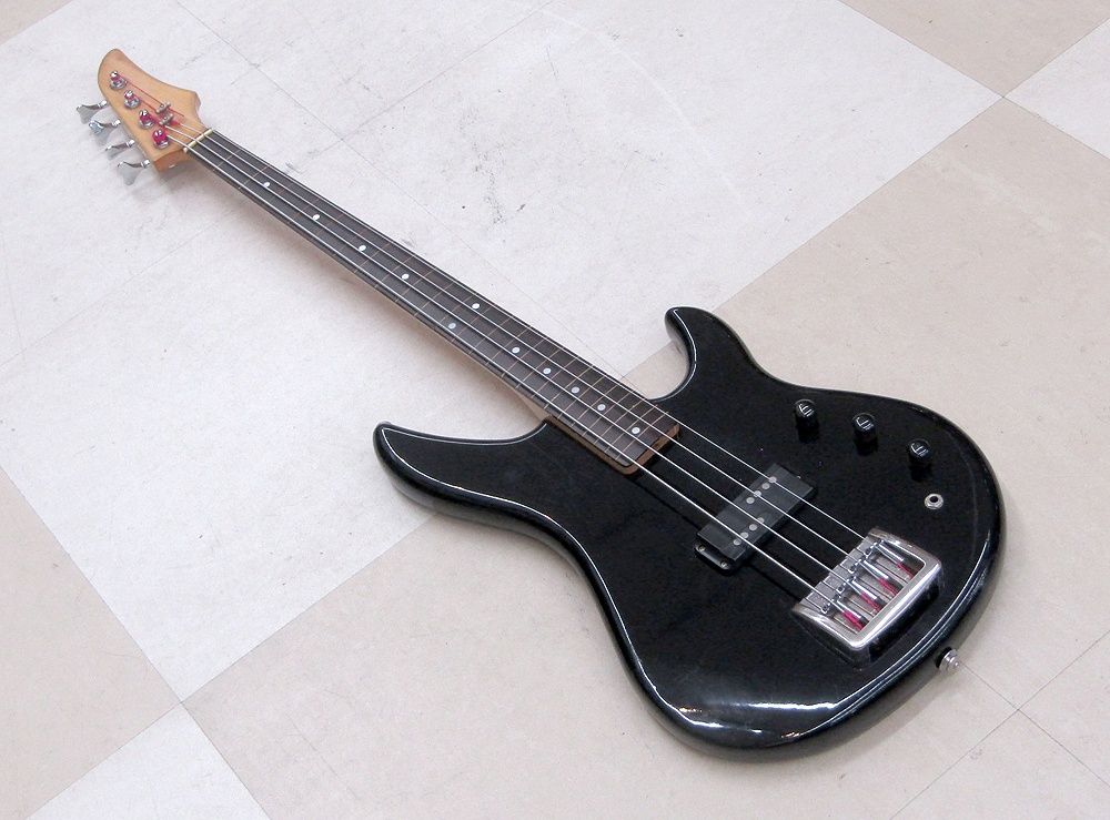 自作品 フレットレスベース 詳細不明 約835 mmスケール 4弦 出力 済み