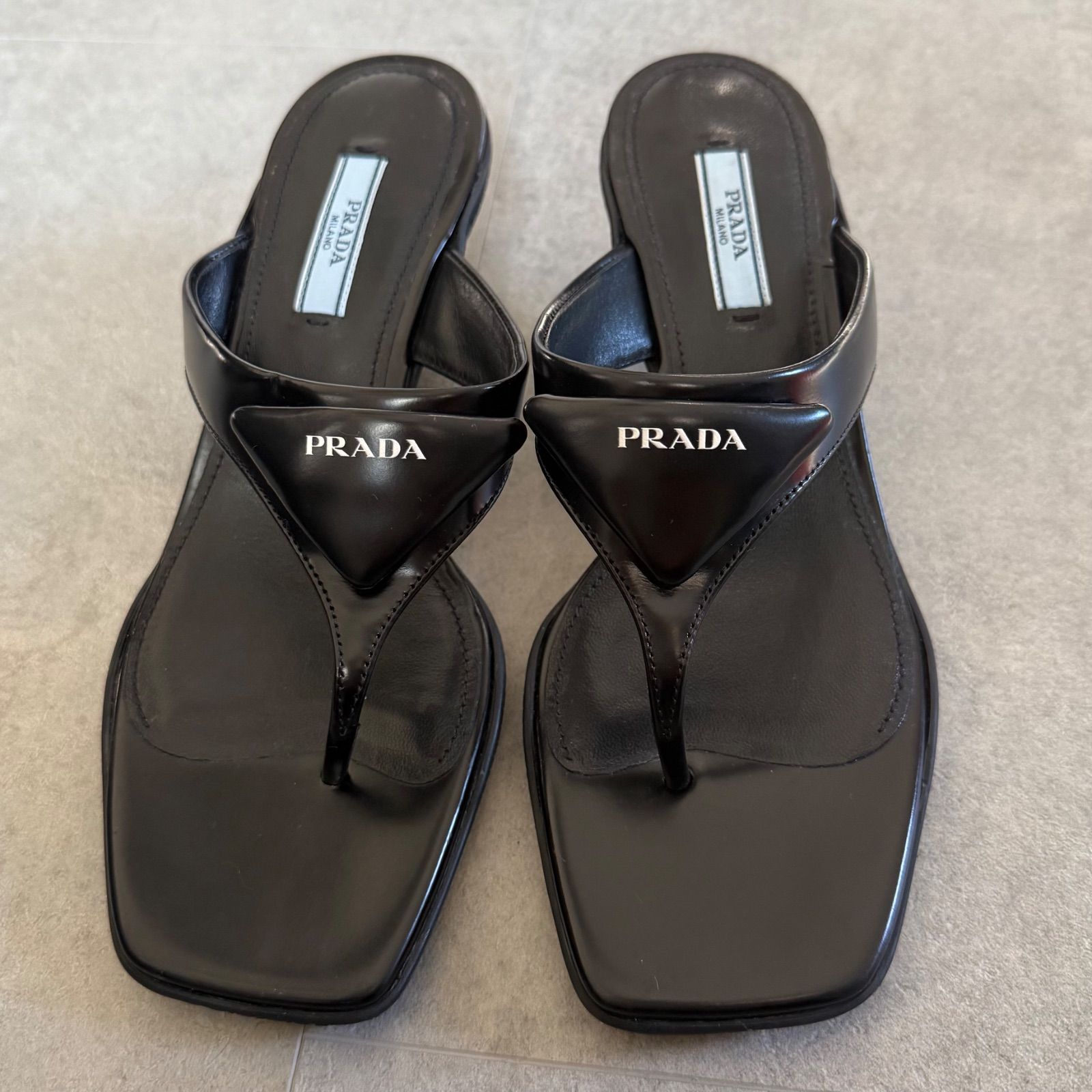 PRADA ミュール ブラック 36 1/2 美品 PRADA プラダ 三角ロゴ レザー ミュール ブラック 黒 36 1/2