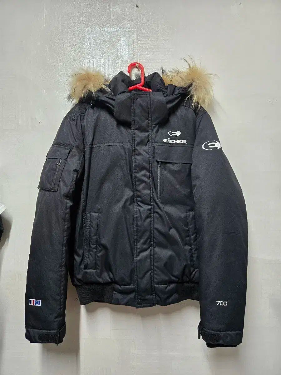 アイダー ブラック 700フィルパワー ダウン アウター 95