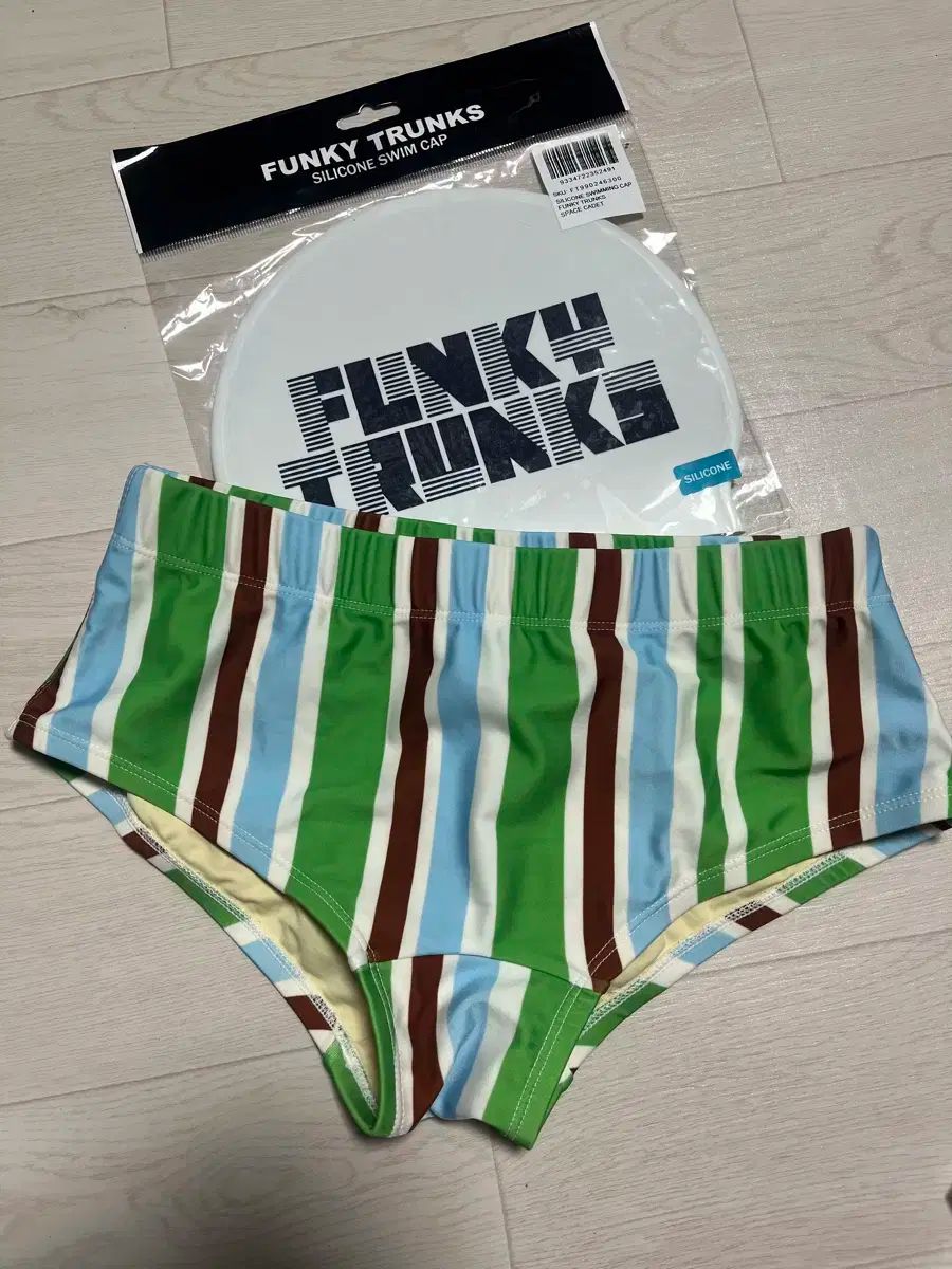 ディライトフル ショートスクエア Mサイズ 펑키トランク スイミングキャップ まとめ