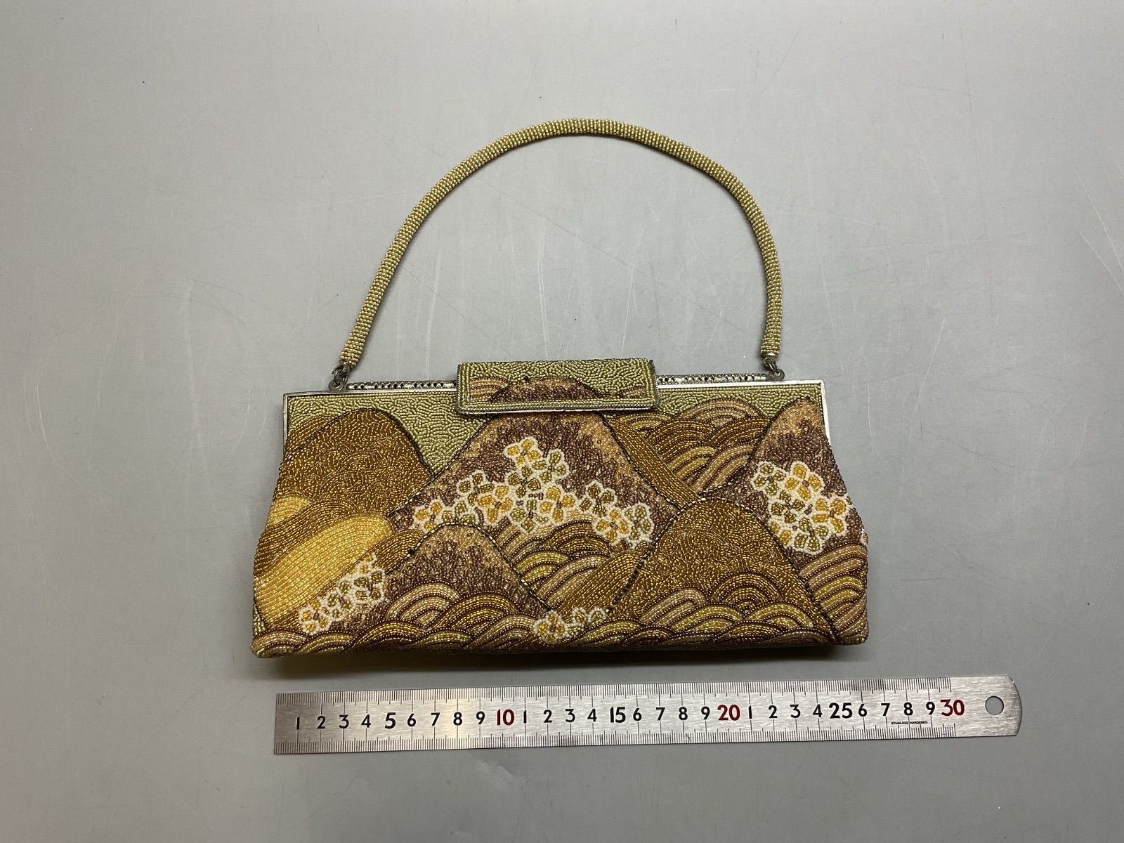 ハンドバッグ ビーズ細工