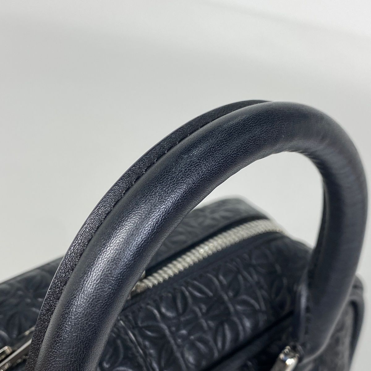 在庫一掃 ロエベ