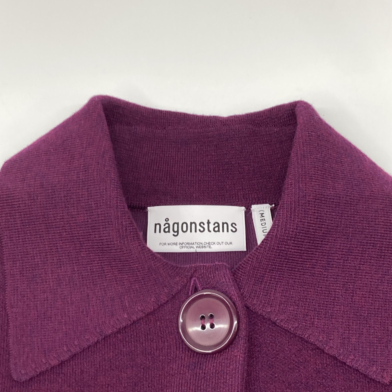 ナゴンスタンス