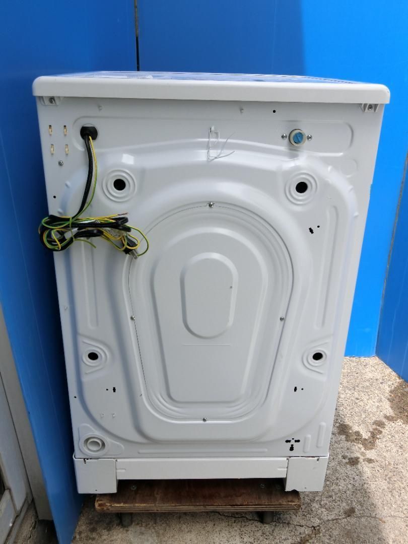 U5☆アイリスオーヤマ ドラム洗濯機・FL81R-W ドラム式洗濯機 8キロ