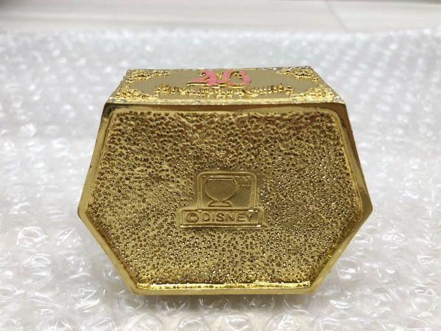 【TDR限定】Arribas Brothers 40周年シンデレラ城　小物入れ 東京ディズニーランド Arribas Brothers 40周年 シンデレラ城 小物入れ