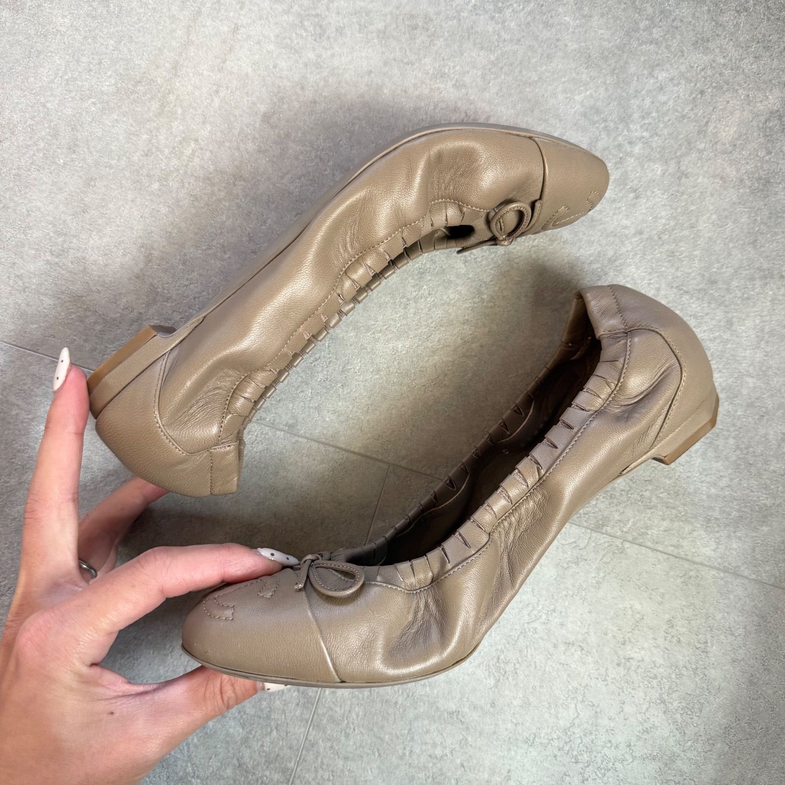 美品 CHANEL シャネル ココマーク リボンバレエシューズ ベージュ 36.5