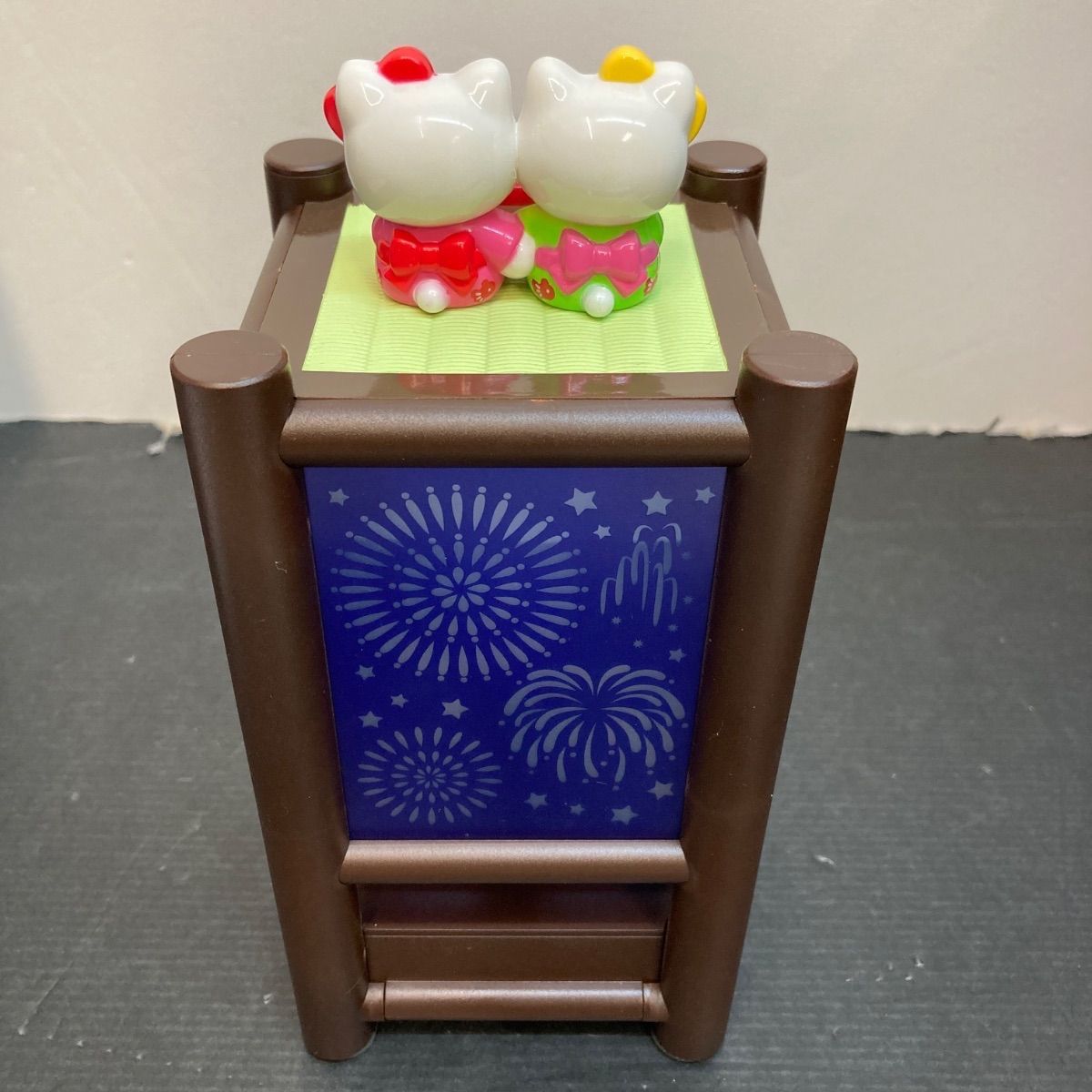 売れ筋 【広店】ハローキティ 和風花火ライト サンリオ【722-2975