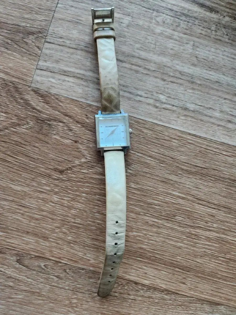 バーバリー BU2003 レディース時計