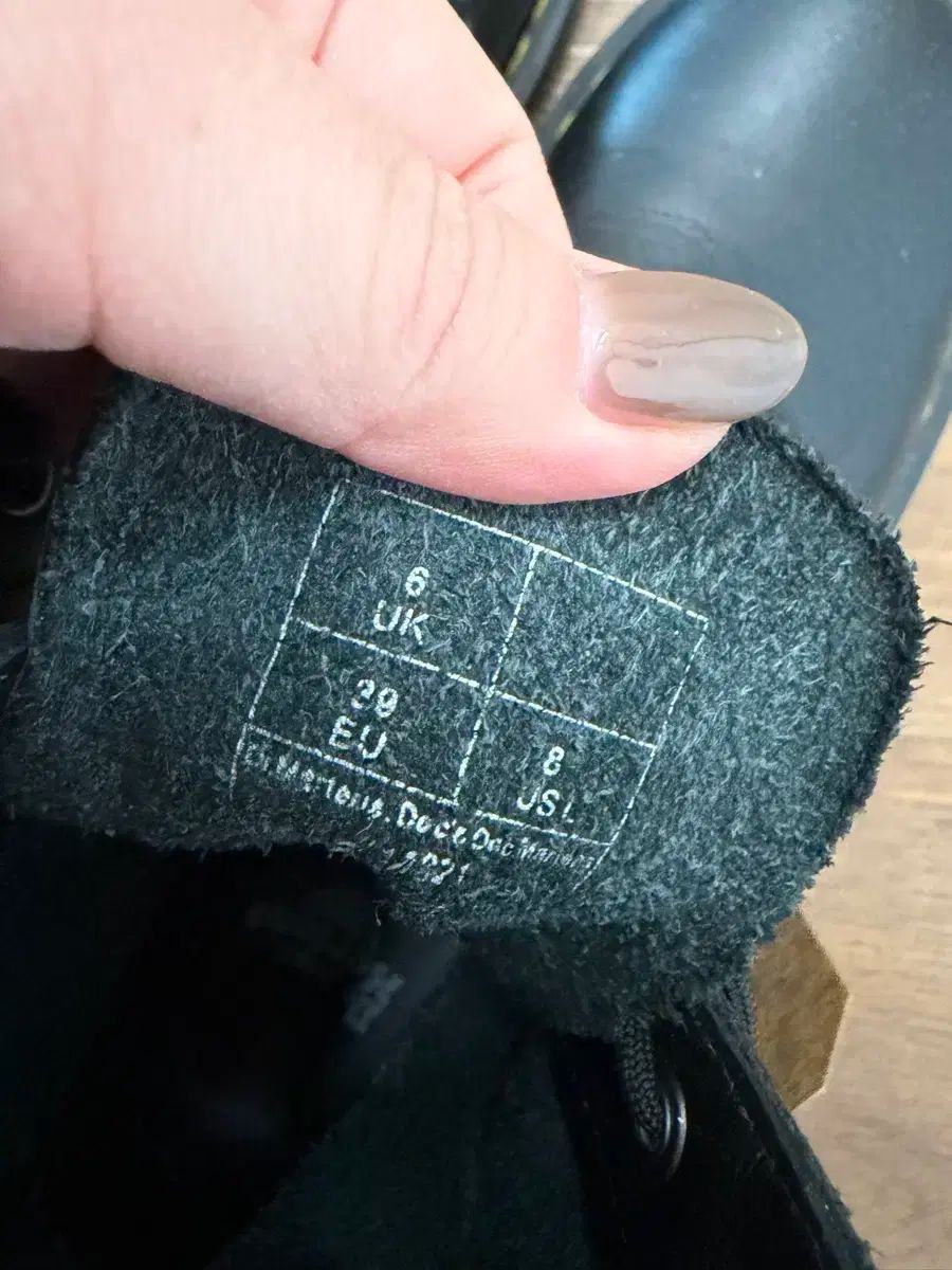  N 33 DR. MARTENS ドクターマーチン 1460 その他 ブーツ